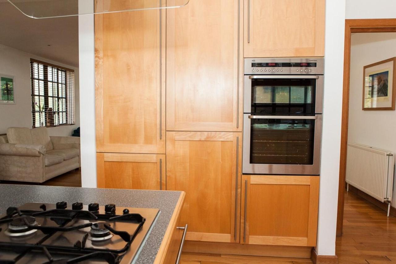Spectacular 4-bedroom Close To Eye Apartament *